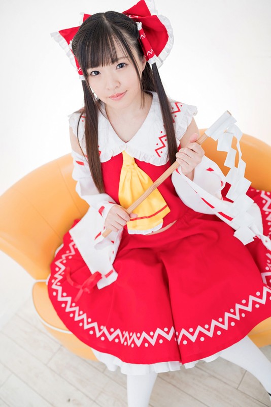 【VR】宮沢ゆかり うたた寝カノジョにこっそりいたずら…その後とってもらぶらぶなセックスしちゃった コスプレVer.